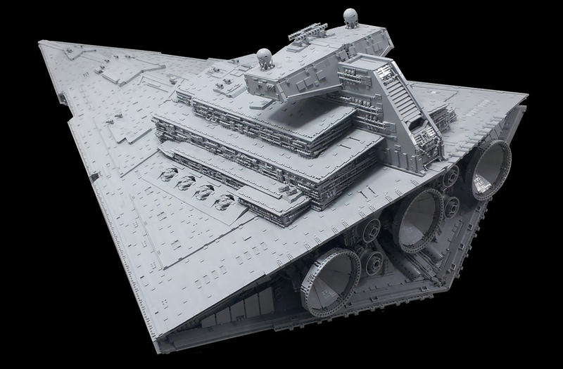 Illustration for article titled 40.000 piezas de Lego: así se construye una colosal nave de Star Wars